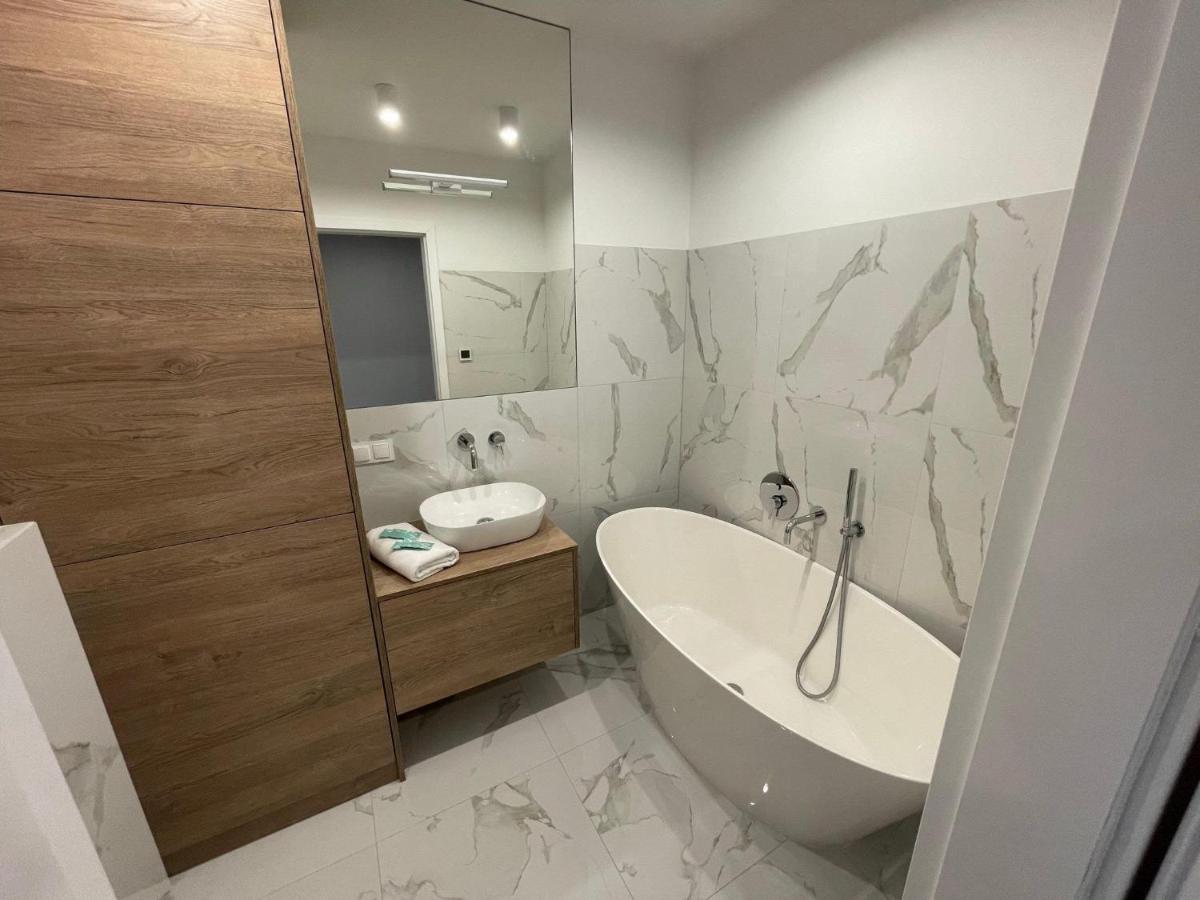 High Standard Apartment Gdynia Luaran gambar
